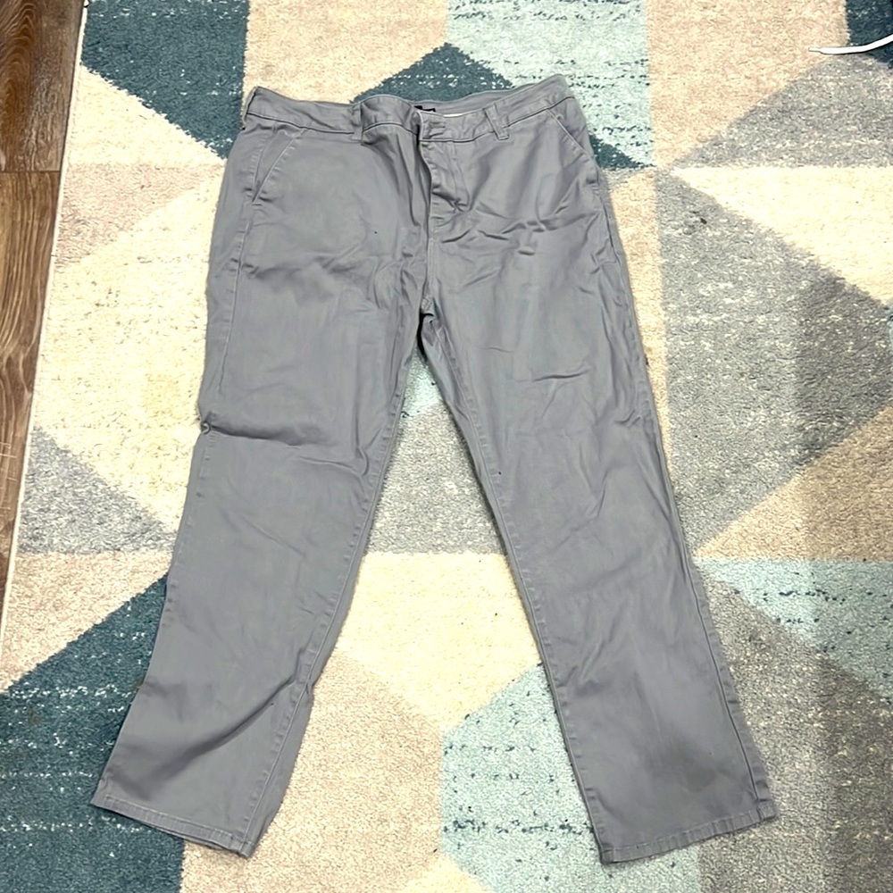 Gray TSQ slim fit chino pants!